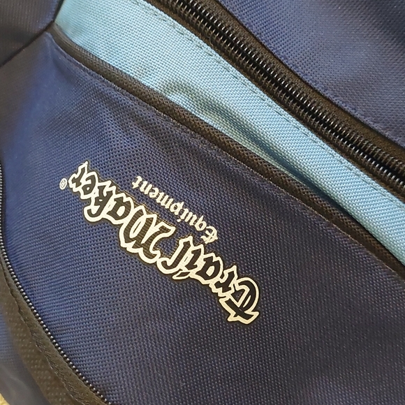 Backpack - Picture 2 of 5